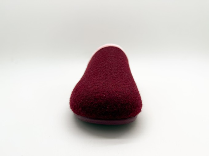 thies 1856 ® PET Piping Slipper vegan bordeaux from COILEX