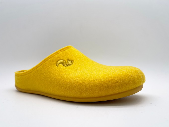 thies 1856 ® Recycled PET Slipper vegan yellow (W/X) from COILEX