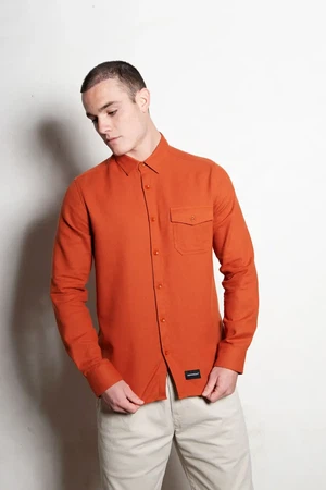 Sustainable shirt Hinas | burned orange from common|era sustainable fashion