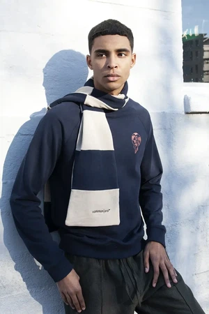 Sustainable sweater Wale | navy blue from common|era sustainable fashion