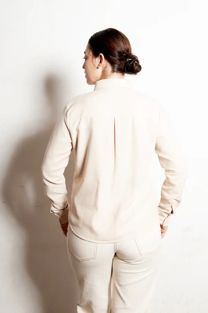 Sustainable blouse Zihull | beige from common|era sustainable fashion