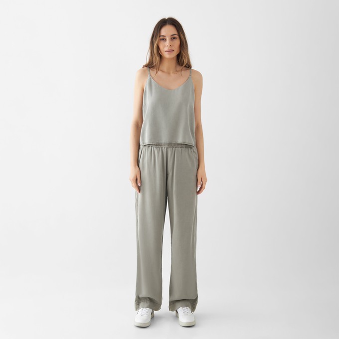 RAY Easy On Tencel - Pants - Rock Olive from DAWN Denim RAY Easy On Tencel - Pants - Rock Olive from DAWN Denim