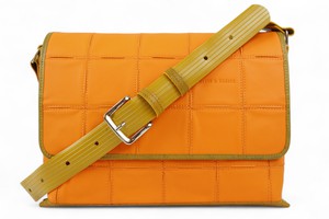 Field Bag | Leather & Fire-hose from Elvis & Kresse