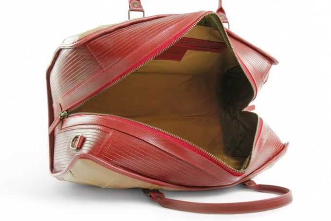 Overnight Bag | Leather & Fire-hose from Elvis & Kresse