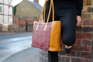Classic Tote | Leather & Fire-hose from Elvis & Kresse