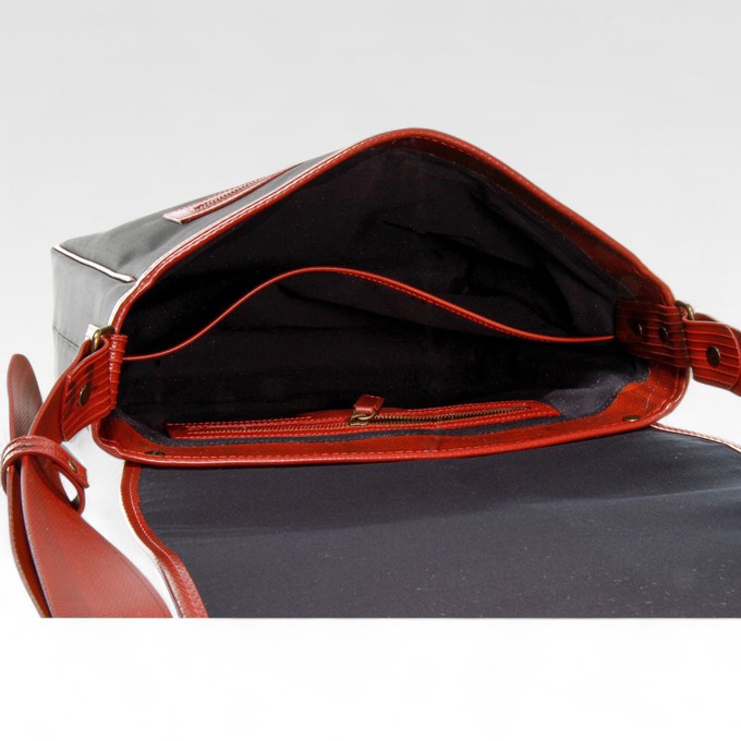 Messenger Bag | Printing Blanket & Fire-hose from Elvis & Kresse