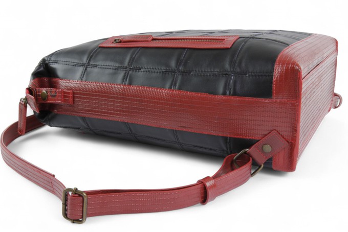 Large Backpack | Leather & Fire-hose from Elvis & Kresse