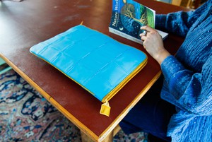 Folio Laptop Case | Leather & Fire-hose from Elvis & Kresse