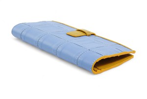 Travel Wallet | Leather & Fire-hose from Elvis & Kresse