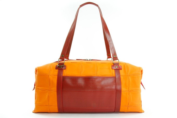 Weekend Bag | Leather & Fire-hose from Elvis & Kresse
