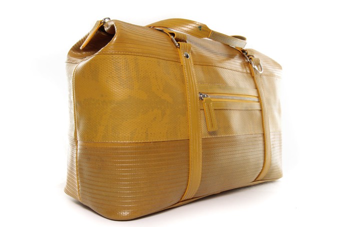 Gladstone Travel Bag | Fire-hose from Elvis & Kresse