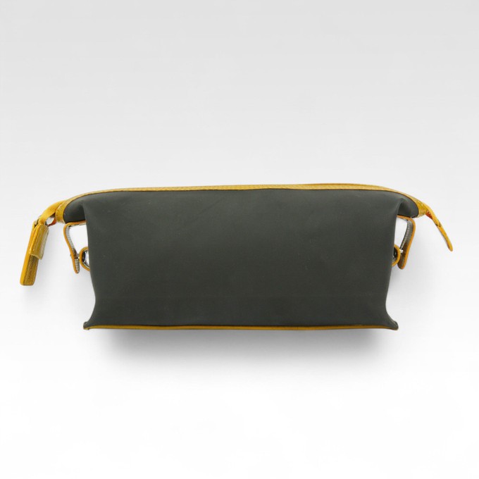 Medium Washbag | Printing Blanket & Fire-hose from Elvis & Kresse