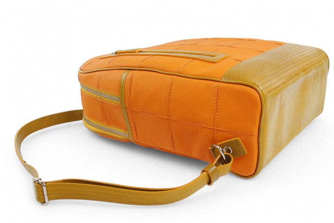 Voyager Backpack | Leather & Fire-hose from Elvis & Kresse