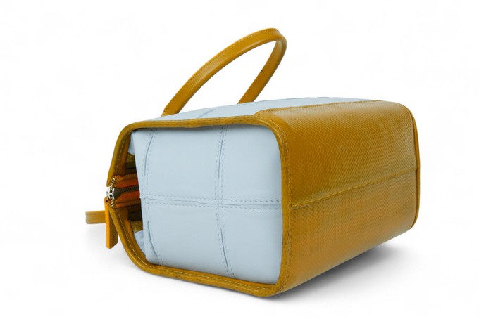 Small Post Bag | Leather & Fire-hose from Elvis & Kresse