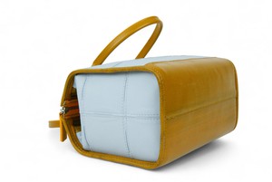 Small Post Bag | Leather & Fire-hose from Elvis & Kresse