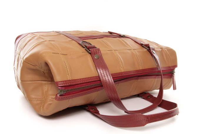 Gladstone Travel Bag | Leather & Fire-hose from Elvis & Kresse
