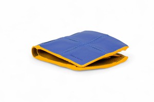 Billfold Wallet with Coin Pocket | Leather & Fire-hose from Elvis & Kresse