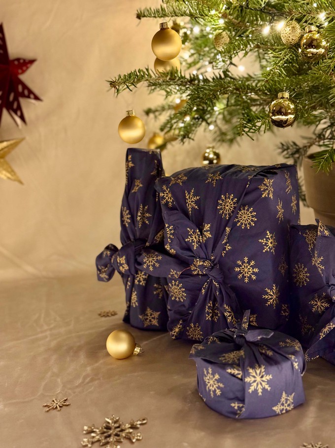 Furoshiki Gift Wrap - 3 Pack (Sizes Small, Medium & Large) Single Sided Bundle - Midnight Snowflakes from FabRap