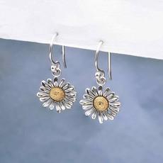 Silver/bronze daisy earrings (pendants) via Fairy Positron