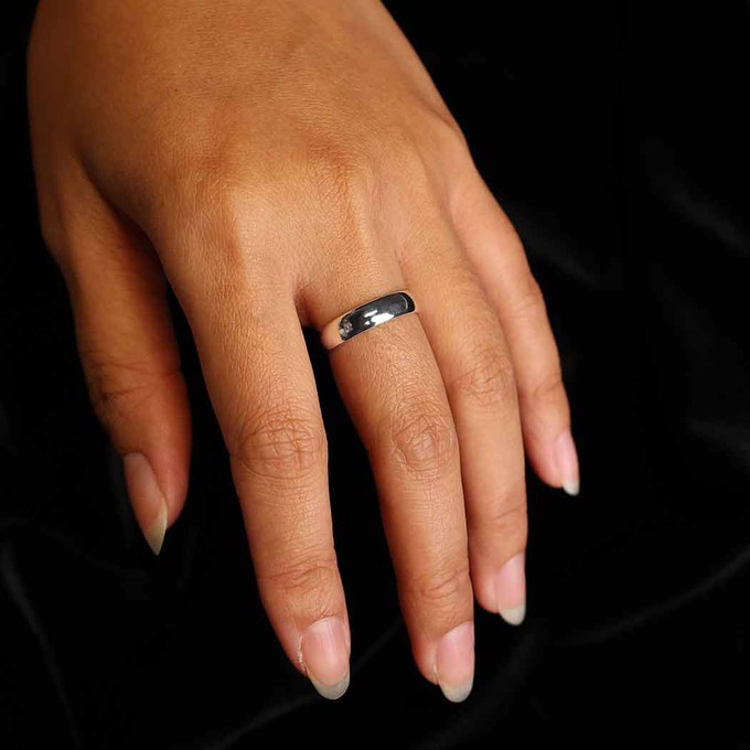 Silver claddagh ring with bronze heart from Fairy Positron