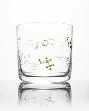 Whiskey glass "the chemistry of whiskey" from Fairy Positron