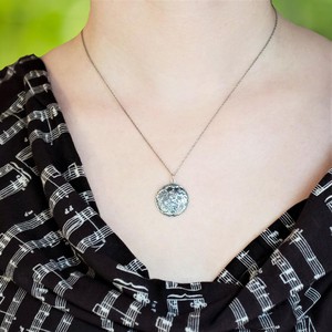 Silver moon necklace from Fairy Positron