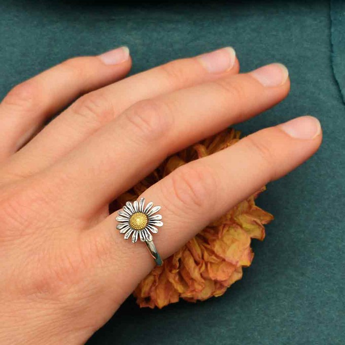 Silver/bronze daisy ring from Fairy Positron