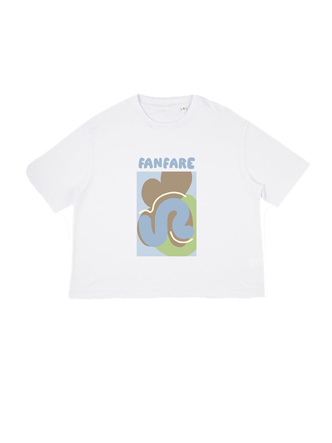 100% GOTs Certified Organic Cotton T-shirt with Elle Guest Print from Fanfare Label