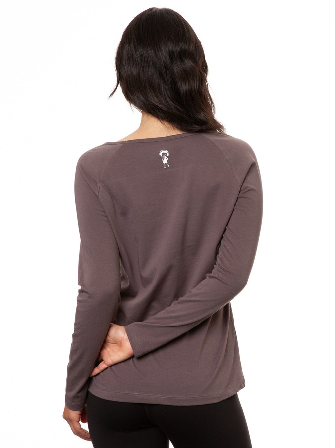 Raglan Longsleeve volcanic grey from FellHerz T-Shirts - bio, fair & vegan Raglan Longsleeve volcanic grey from FellHerz T-Shirts - bio, fair & vegan
