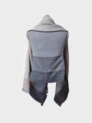 cape infinity wool pebble from Fifth Origins