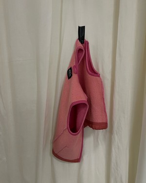 Our "PINK ROSE " Wool Blanket made VEST - M from Fitolojio Workshop