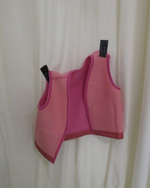 Our "PINK ROSE " Wool Blanket made VEST - M from Fitolojio Workshop