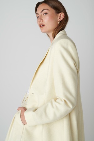 Janne Blazer - Golden Sand from Floria Collective