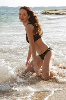 Recycling Bikini-Top Ijoris schwarz via Frija Omina