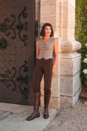 Leo Sleeveless Vest from GAÂLA