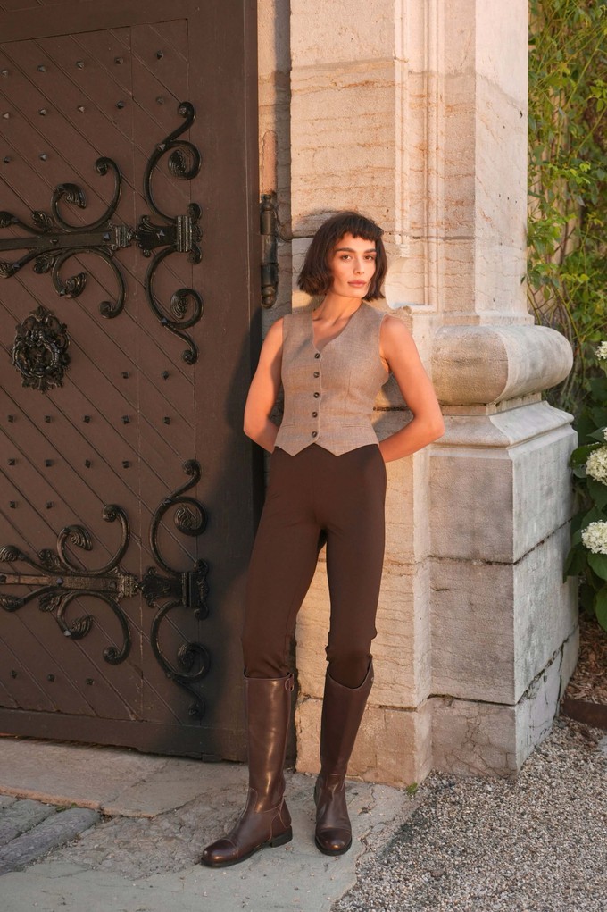 Leo Sleeveless Vest from GAÂLA