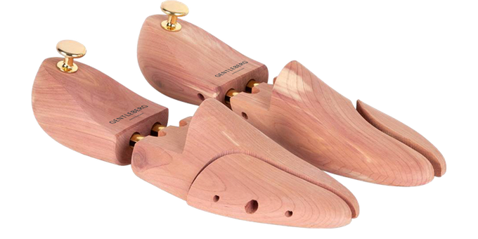 Shoe Trees – Cedar Wood. from Gentleberg