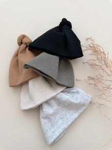 Neugeborener Knopfhut – 5 Farben via Glow - the store
