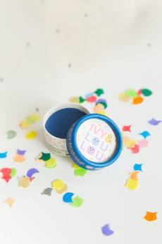 Natürliches Spiel-Make-up – Schmetterlingsblau via Glow - the store