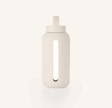 Trinkflasche | TAGESFLASCHE | Die Hydration Tracking Wasserflasche | 800 ml | Salz via Glow - the store