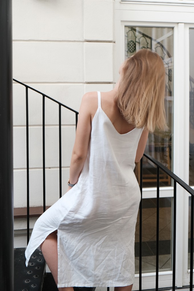 V' dress from gust.