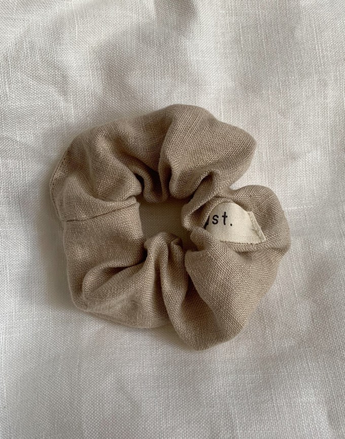 Scrunchie from gust.
