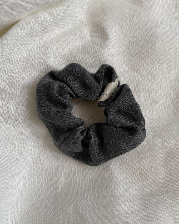 Scrunchie from gust.