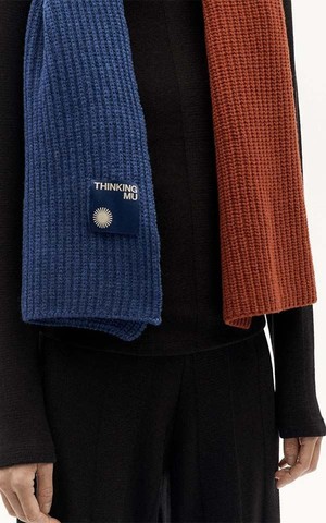 Scarf Ghede Berry from Het Faire Oosten