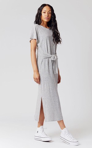 Dress Midi Fonda Stripe from Het Faire Oosten
