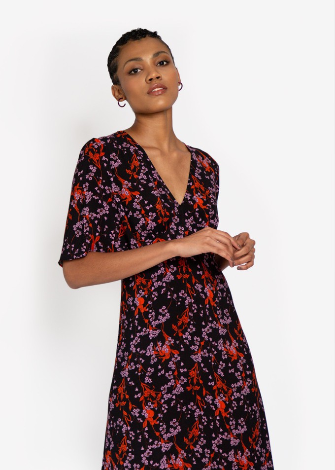 Delphi V-front dress in pretty lilac floral print from Hide The Label