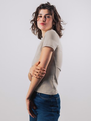 T-shirt Slim Fit from Honest Basics