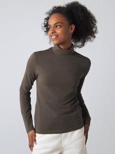 Jersey-Rollkragenpullover via Honest Basics