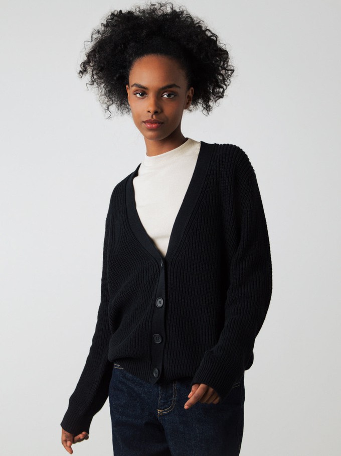 Grobe Strickjacke from Honest Basics