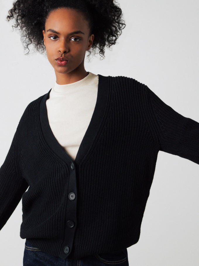 Grobe Strickjacke from Honest Basics
